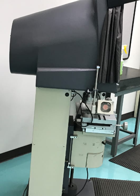 Nikon V 20 A Profile Projector