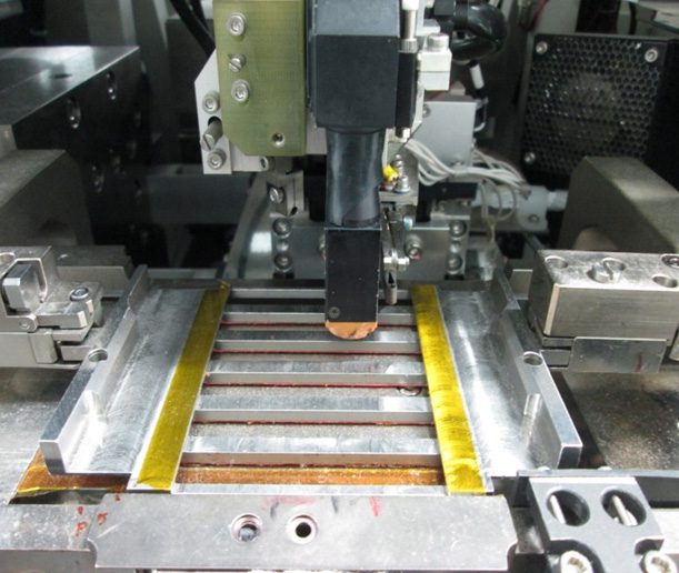 Shinkawa UTC 1000 Gold Wire Bonder