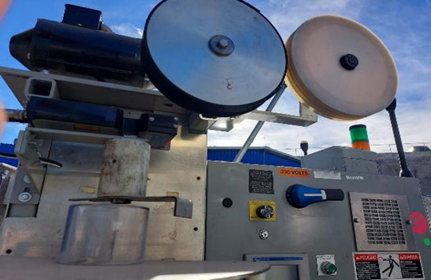 Vertical Taping Machine