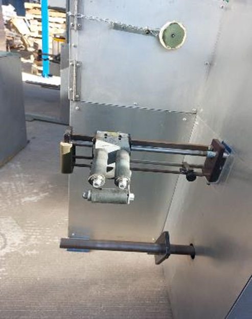 Vertical Taping Machine