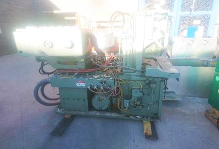 Newbury 30 Molding Machine