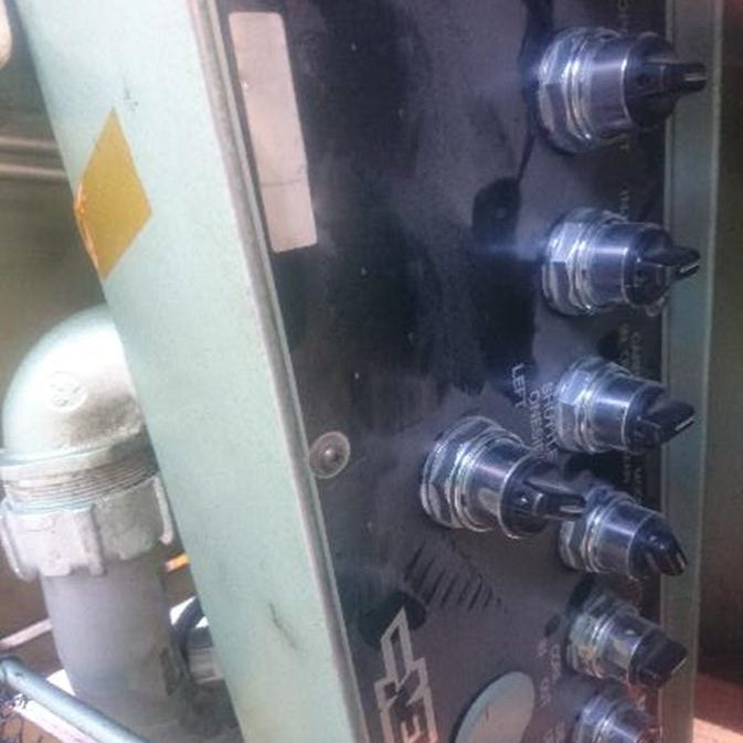 Newbury 30 Molding Machine