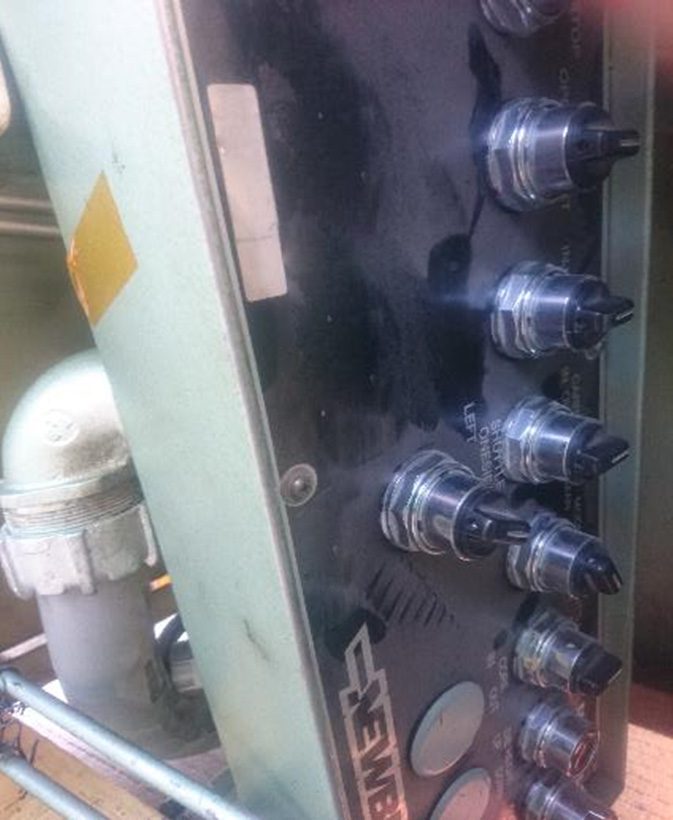 Newbury 30 Molding Machine