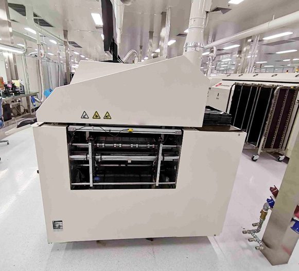 BTU Pyramax 98 N Nitrogen Reflow Oven