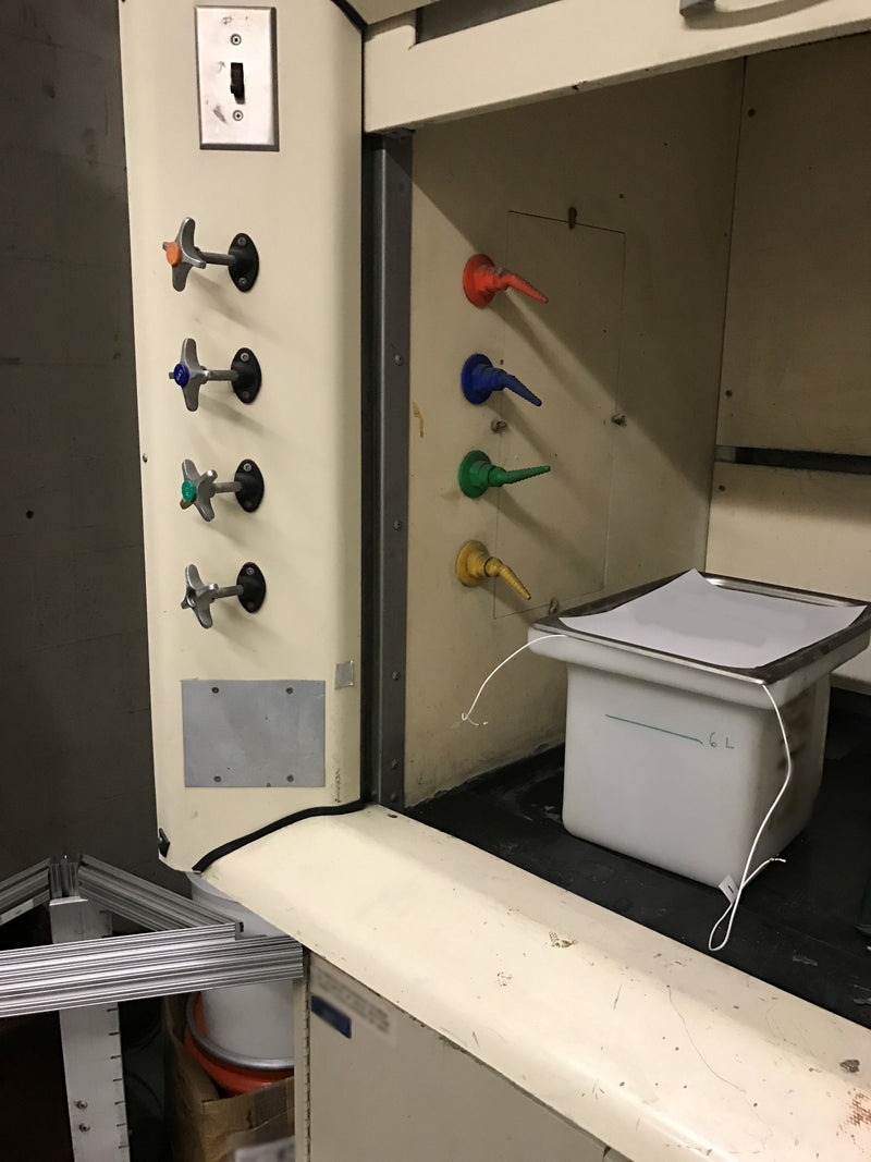Kewaunee Scientific Supreme Air Venturi Ventilated Fume Hood Station