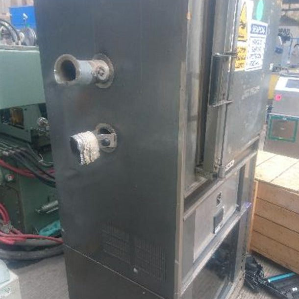 Blue M Oven