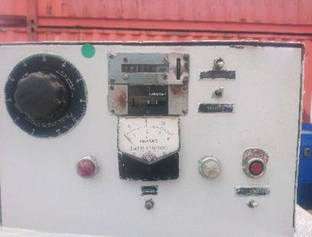 Davis Vertical Machine
