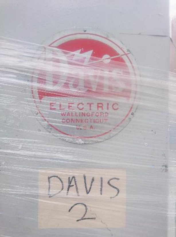 Davis Vertical Machine