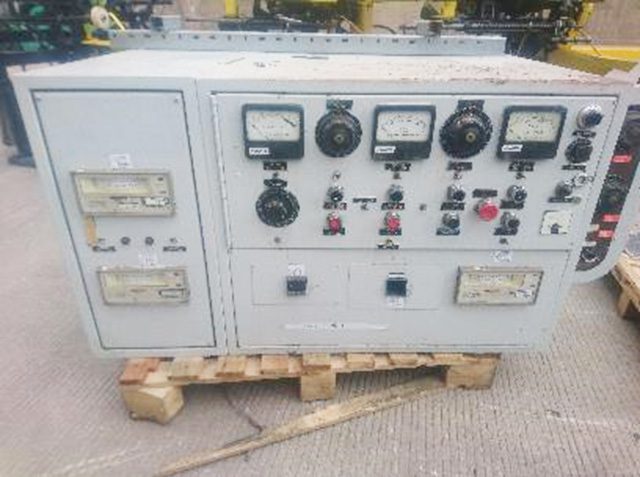 Davis Vertical Machine