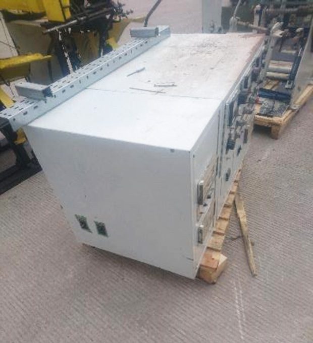 Davis Vertical Machine