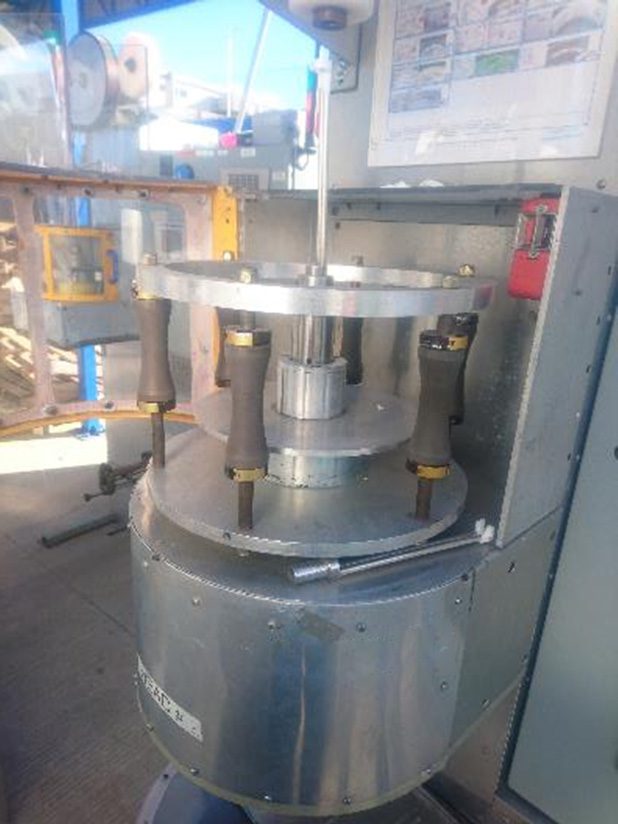 Vertical Taping Machine
