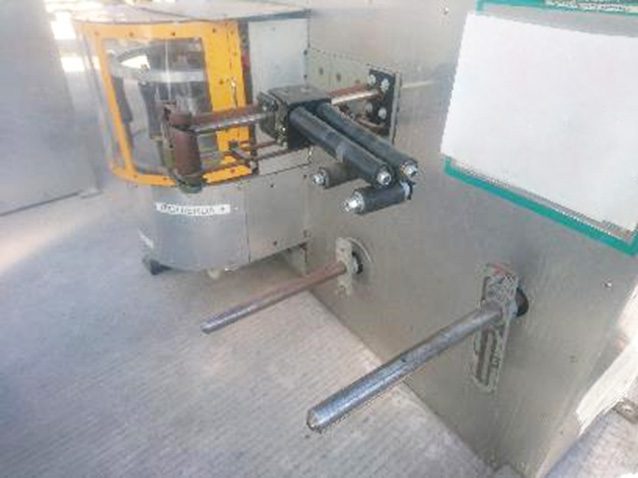 Vertical Taping Machine