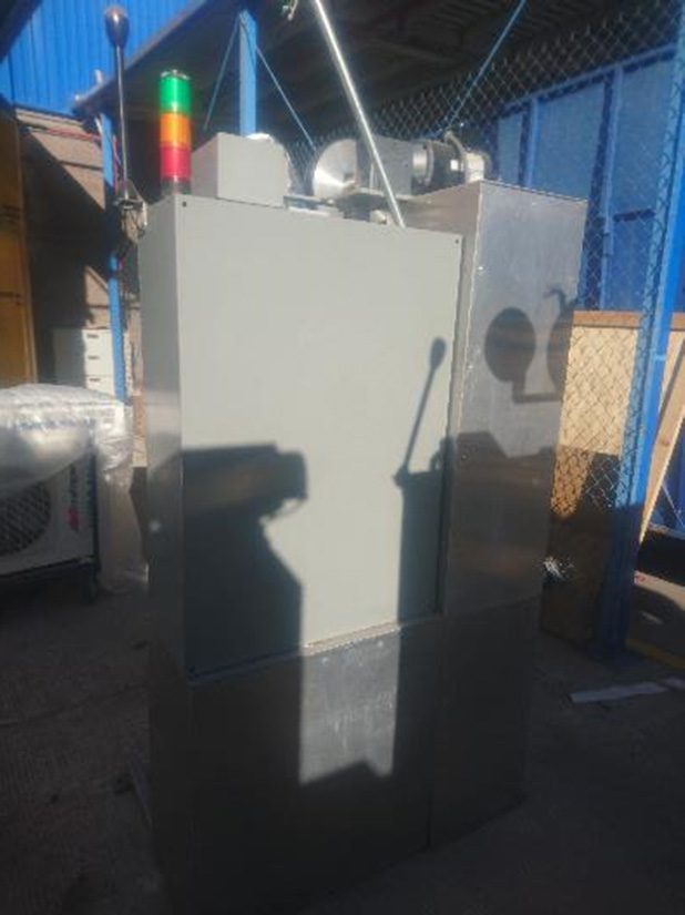 Vertical Taping Machine