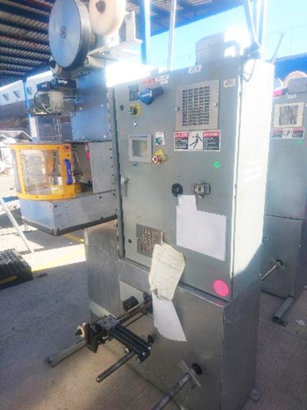 Vertical Taping Machine