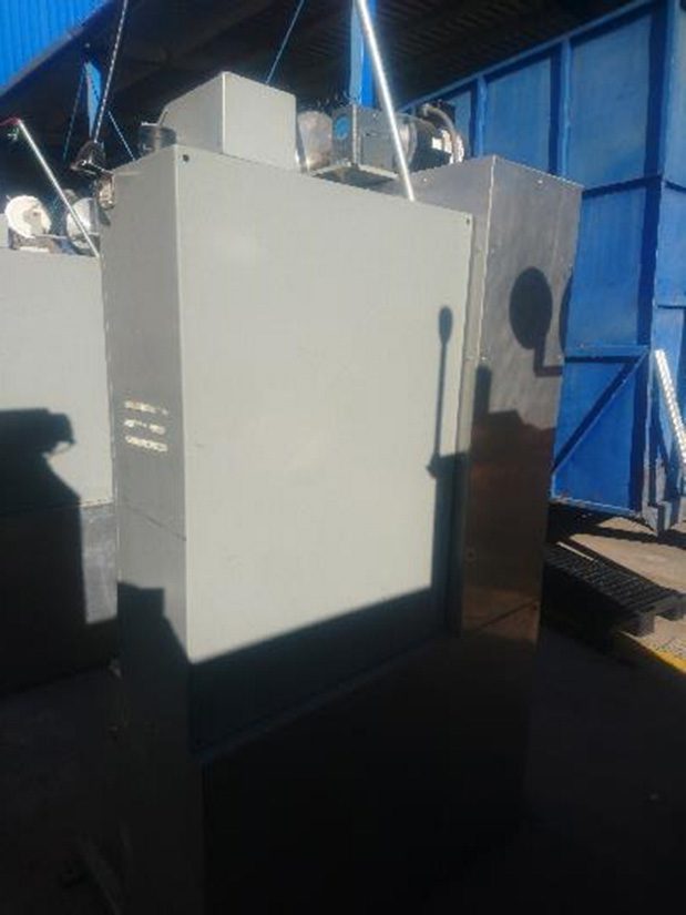 Vertical Taping Machine