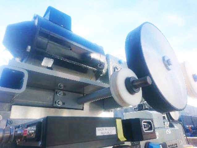 Vertical Taping Machine