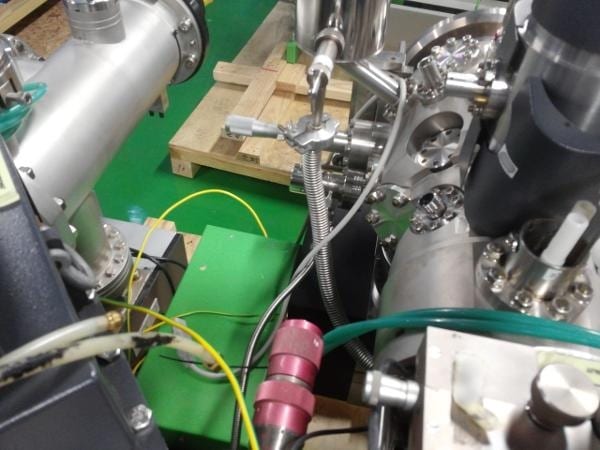 Cameca IMS 6 F SIMS (Secondary Ion Mass Spectrometer)