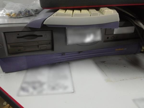 Cameca IMS 6 F SIMS (Secondary Ion Mass Spectrometer)