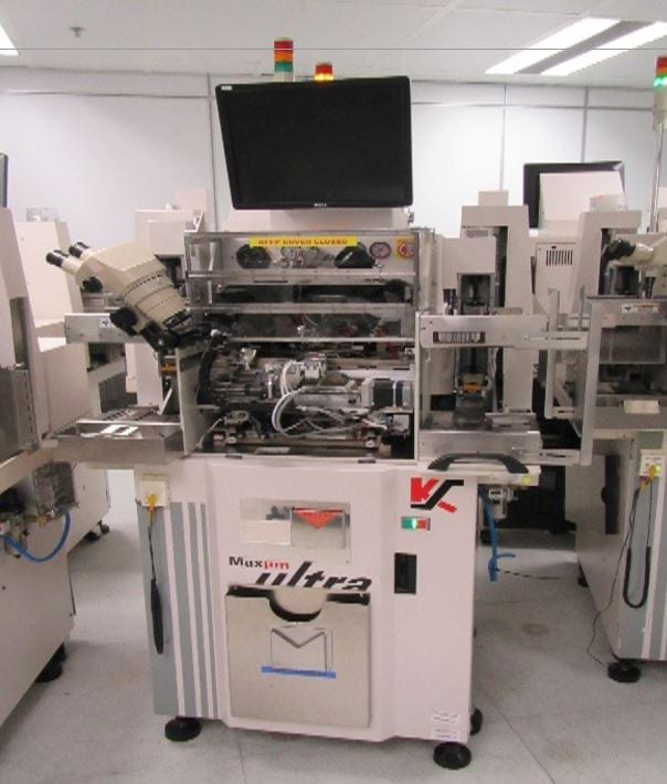 K&S Maxum Ultra Wire Bonder