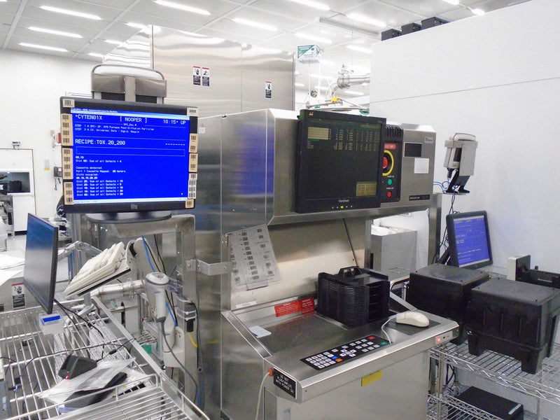 KLA Surfscan 6420 Unpatterned Surface Inspection System