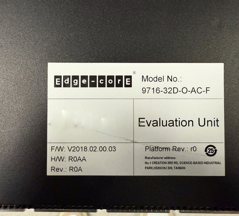 EdgeCore AS 9716 32 D Switch