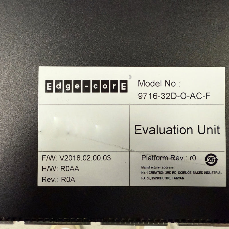 EdgeCore AS 9716 32 D Switch