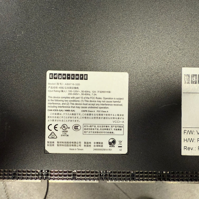 EdgeCore AS 9716 32 D Switch