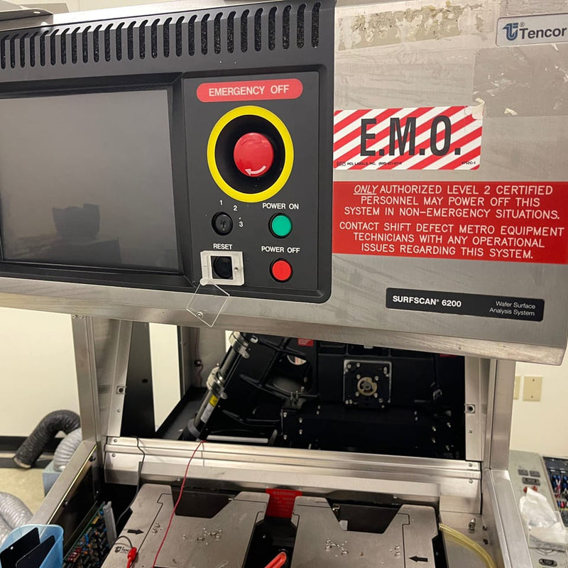 KLA Surfscan 6200 Particle Defect System