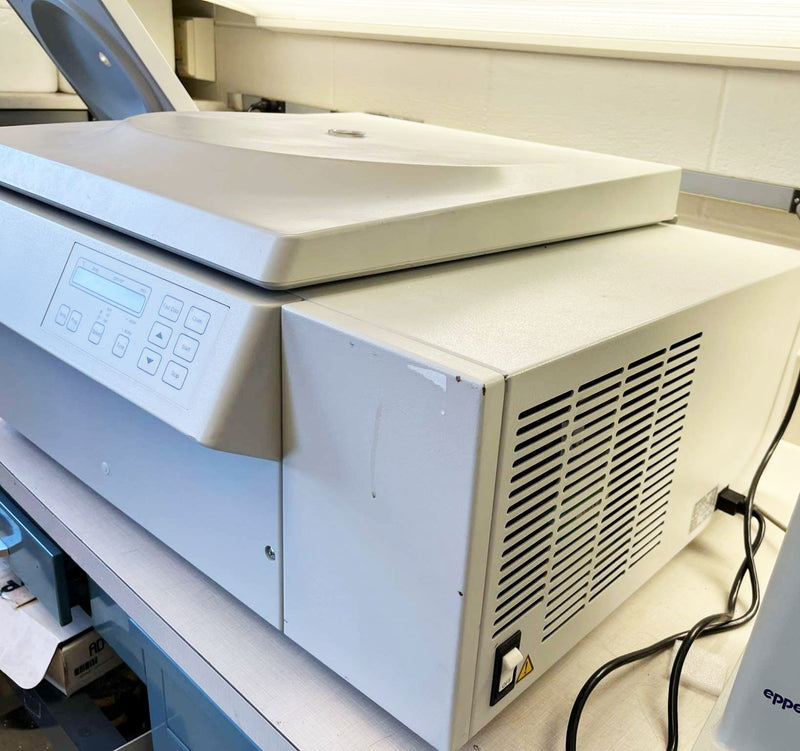 Eppendorf 5810 R Centrifuge