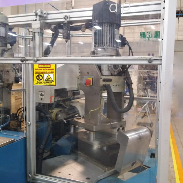 Komax Alpha 411 Cutting Machine