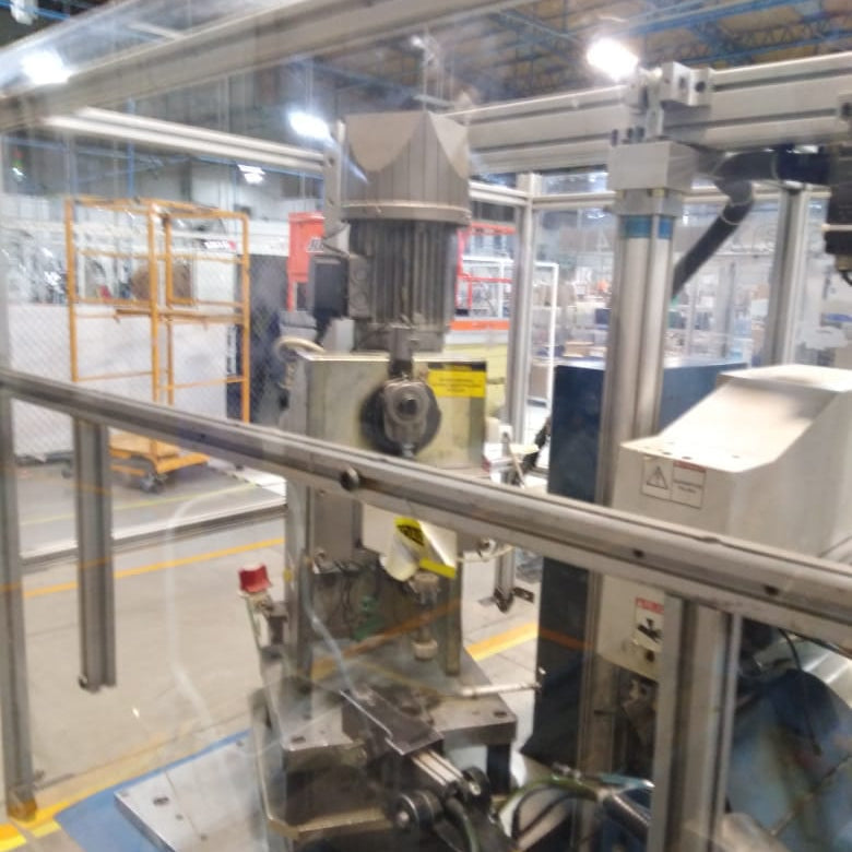 Komax Alpha 411 Cutting Machine