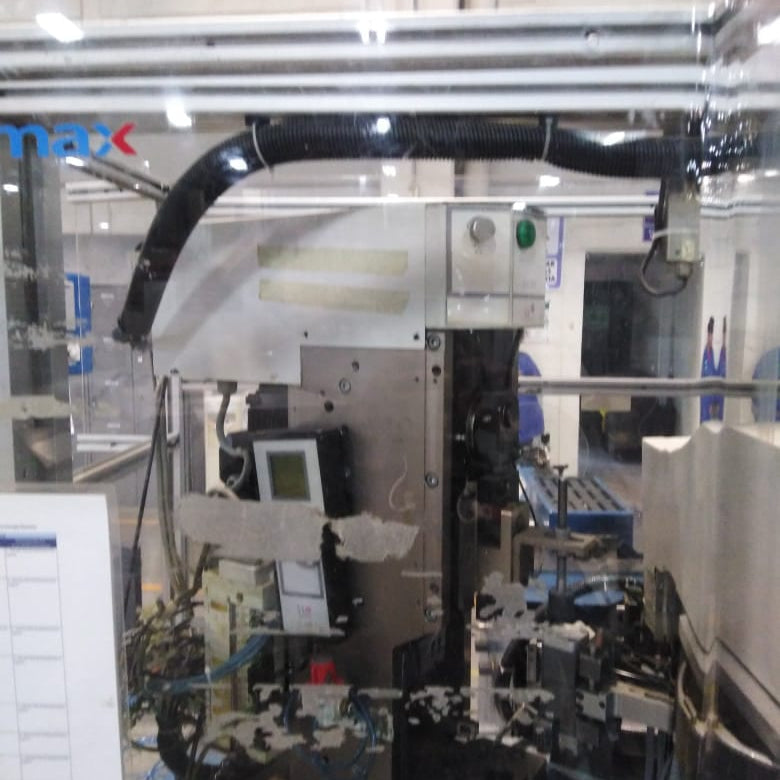 Komax Alpha 411 Cutting Machine