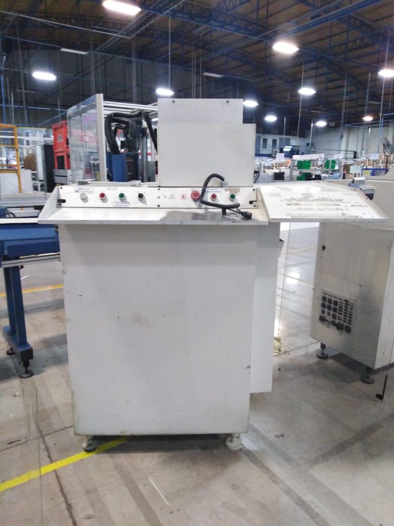 Komax Alpha 411 Cutting Machine