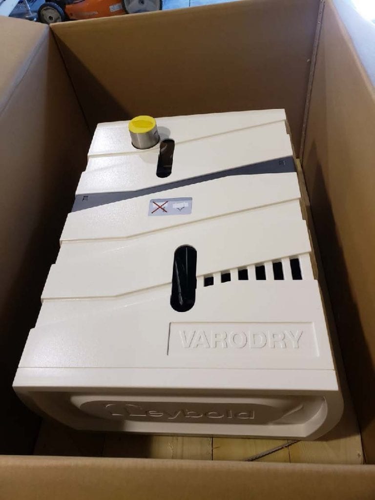 Leybold Varodry VD 65 Vacuum Pump 60054 For Sale