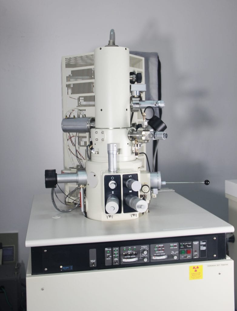 Hitachi S 4500 Scanning Electron Microscope (SEM) 60681 For Sale