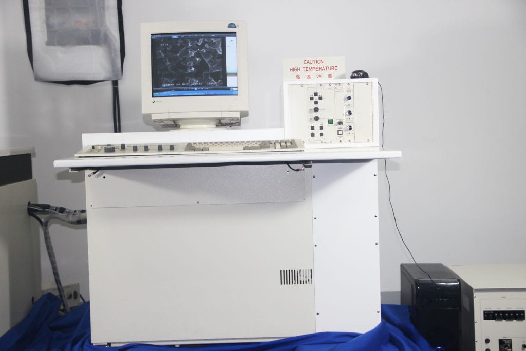 Buy Hitachi S 4500 Scanning Electron Microscope (SEM) 60681