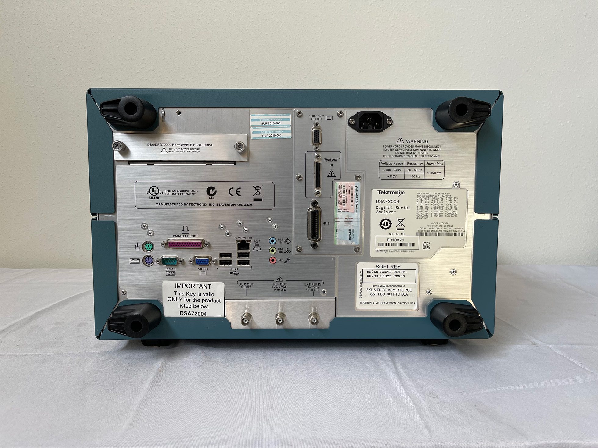 Tektronix-DSA 72004-Digital Serial Analyzer-62256 Image 1