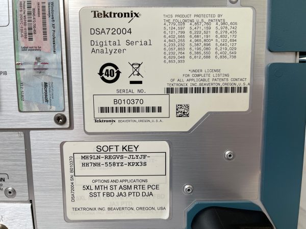 Tektronix-DSA 72004-Digital Serial Analyzer-62256 Image 2