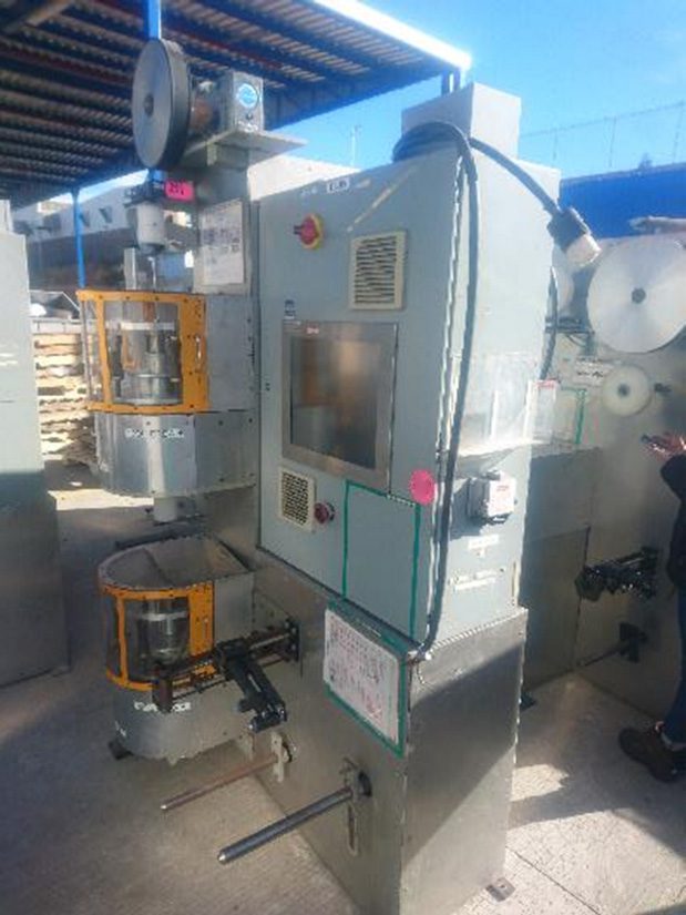 Vertical Taping Machine  66019 For Sale