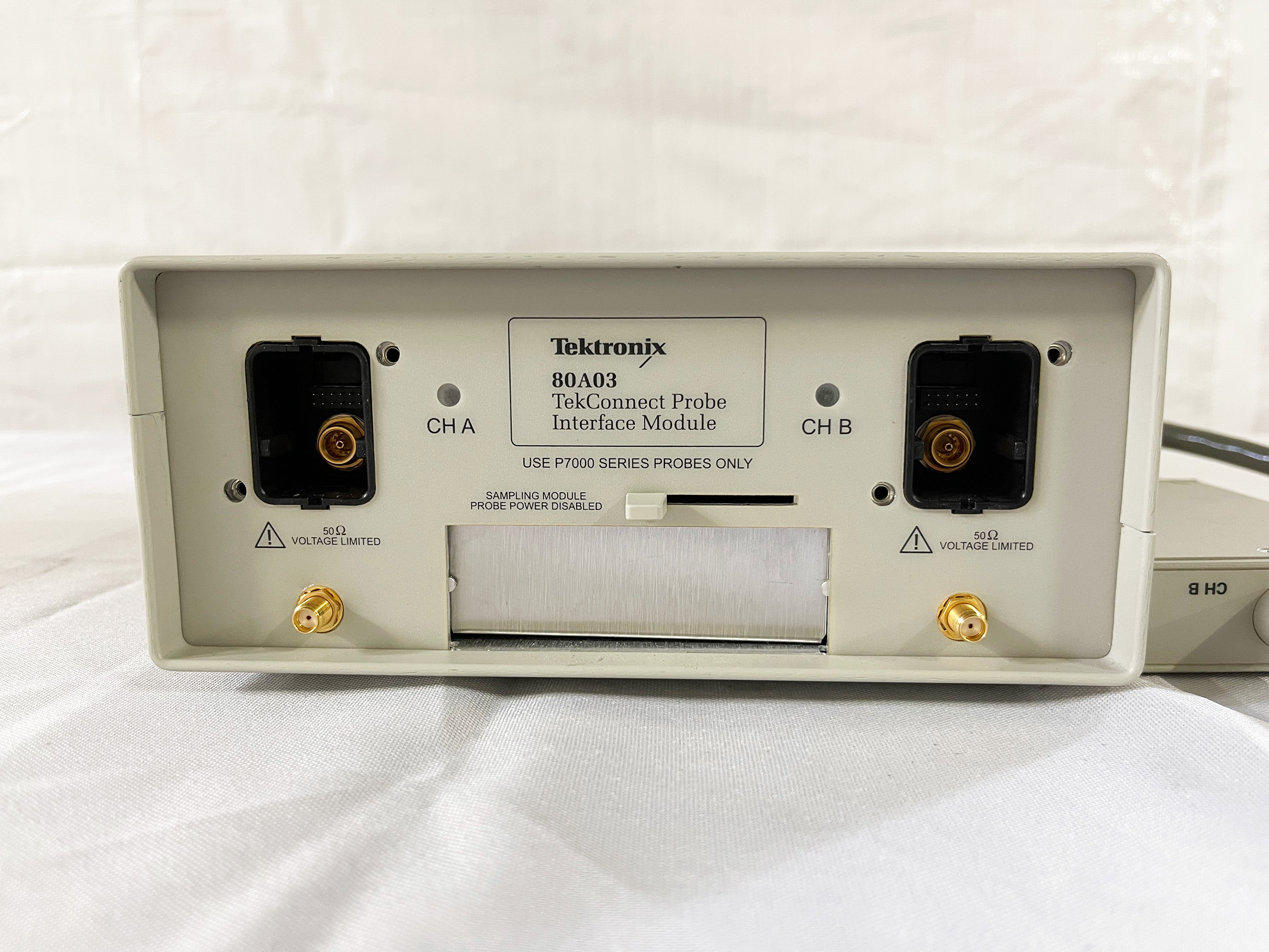 Tektronix 80A03 TekConnect Probe Interface Module -66815 For Sale