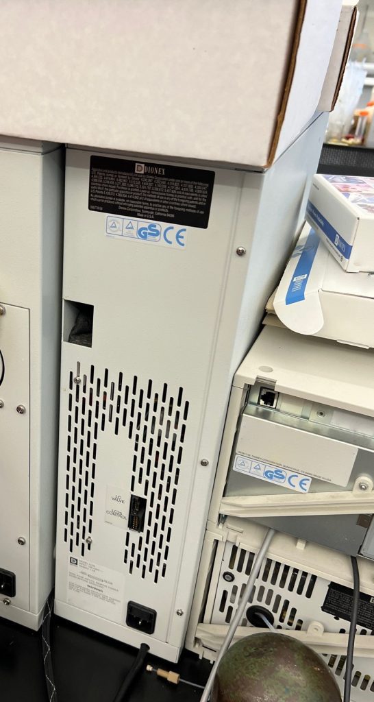 Dionex  LC 25  Chromatography Oven  66738 For Sale