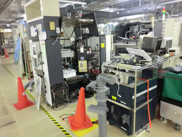 Applied Materials  P 5000  Dry Etcher  67790 For Sale