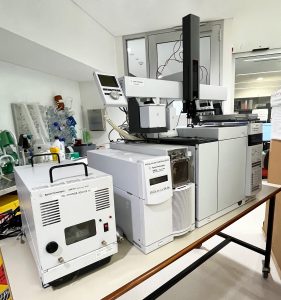 Buy Agilent / Varian  7890 / 5975  Gas Chromatography Mass Spectrometer (GC MS)  68025