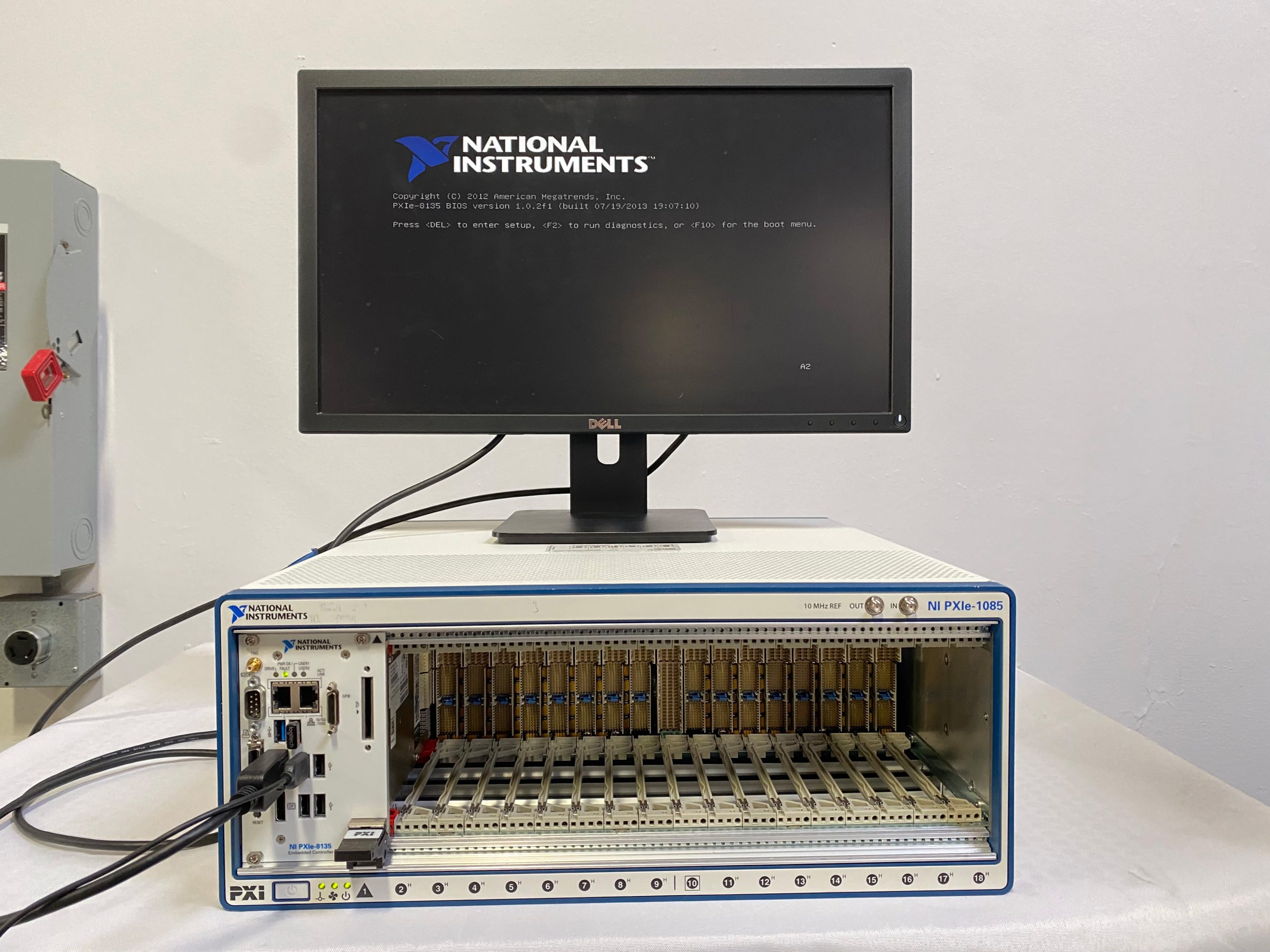 National Instruments NI PXIe 1085 Interface Chassis  68782 For Sale Online
